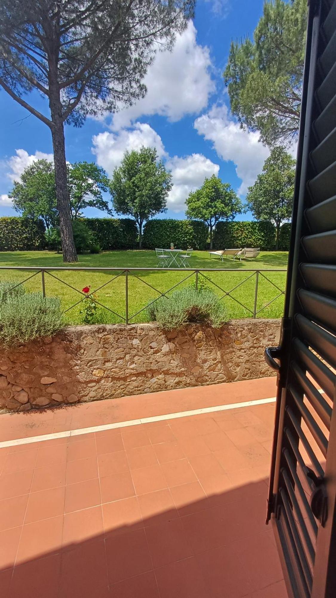 Dago Farmhouse Siena Exterior photo