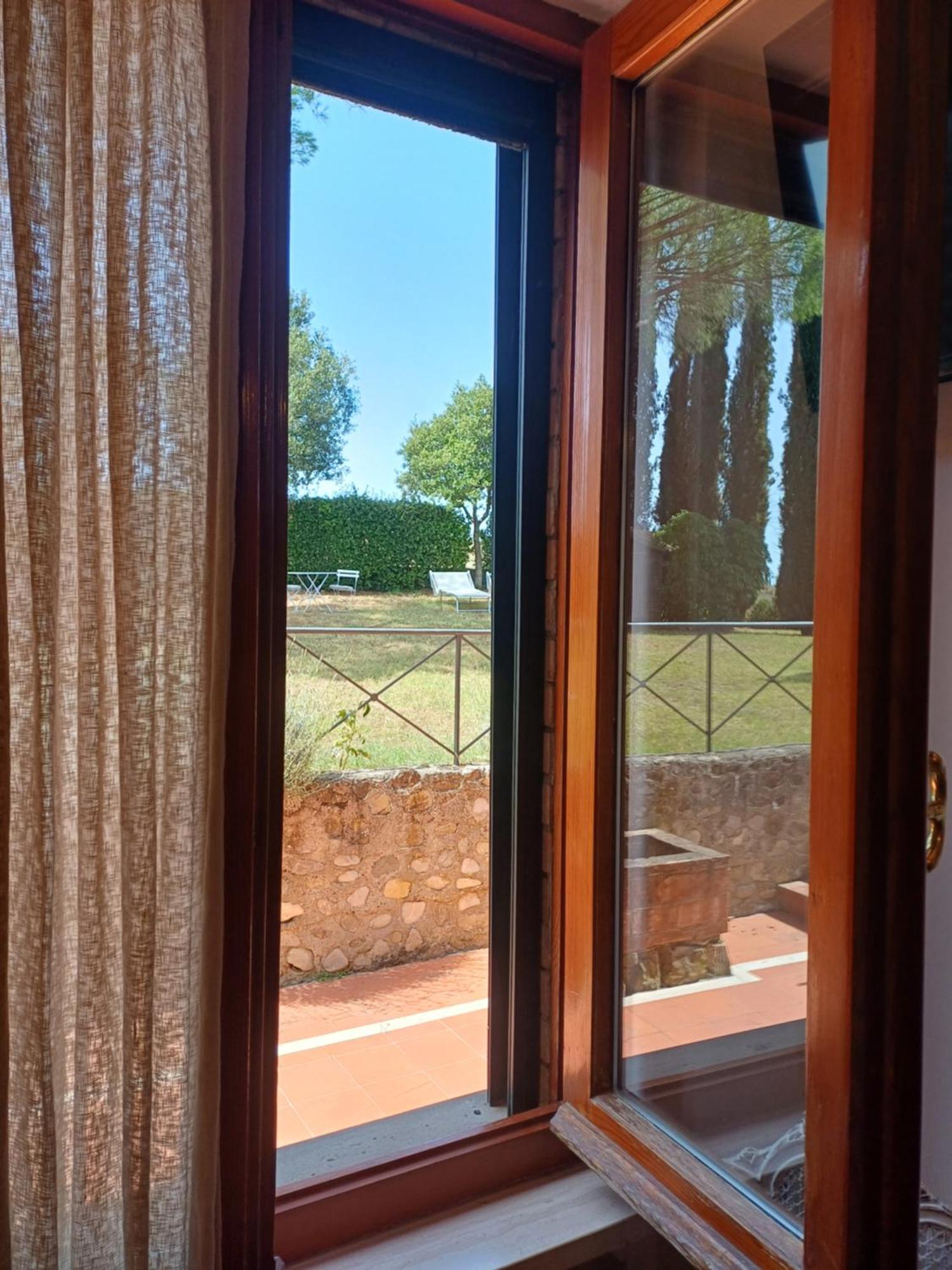 Dago Farmhouse Siena Exterior photo